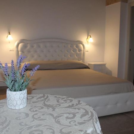 אוריה B&B Ilenia מראה חיצוני תמונה